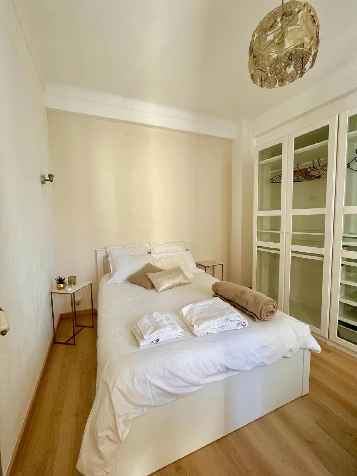 Apartment - T3 Renove De 50 M2 Classe 2 Etoiles Nice